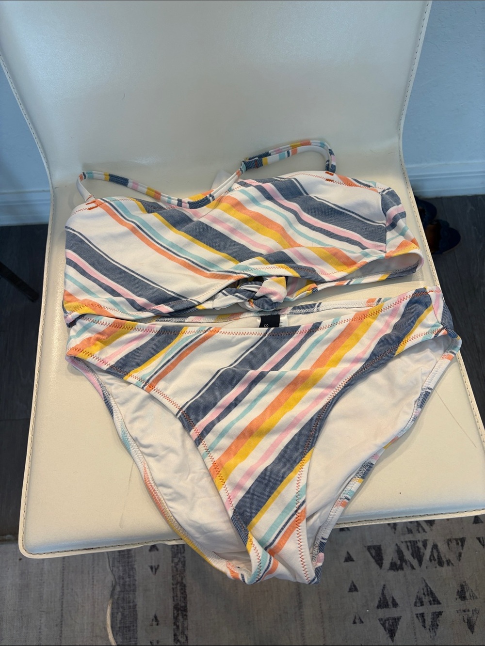 Sperry bathing suit never worn